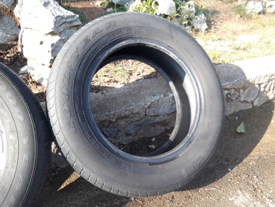 Pnevmatike Goodyear 195 65 15 poletna Količina 4