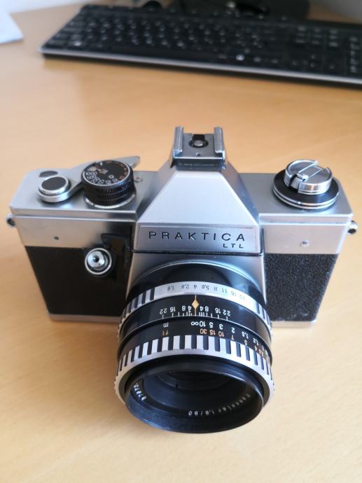 Fotoaparat Ltl Praktica Z Vrhunskim Objektivom Zeiss Pancolar Mm