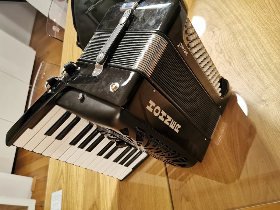 Hohner Harmonika Bravo Ii Rabljena Leto