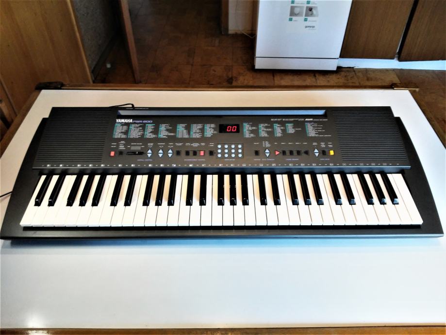 Klaviatura YAMAHA PSR 200