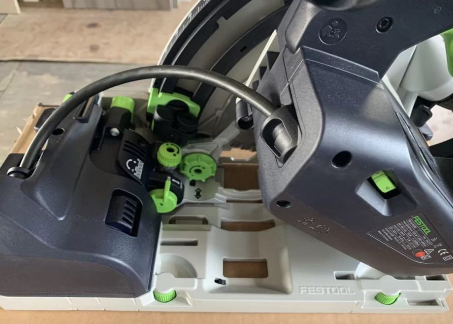 FESTOOL Potopna žaga TSV 60 KEBQ Plus FS