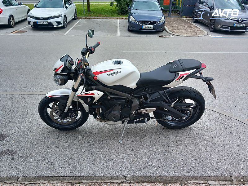 Triumph Street Triple S Vozen Z A L