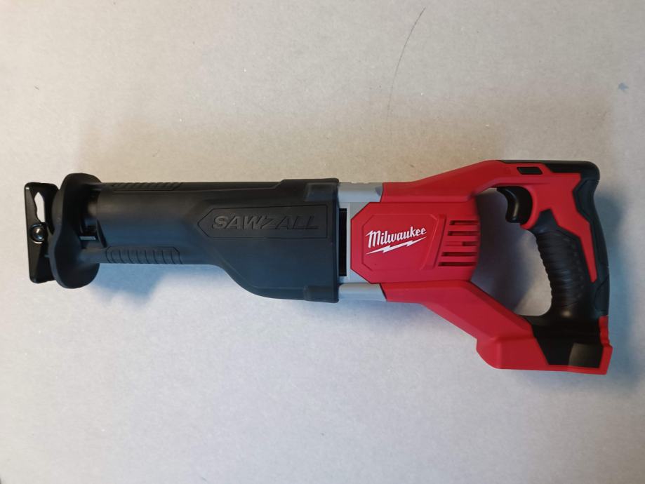 Milwaukee M18 BSX 0