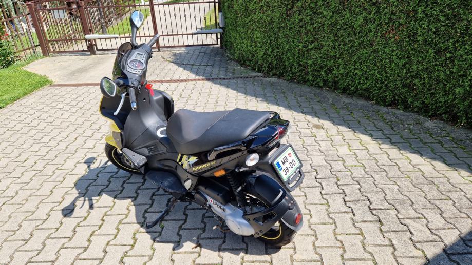 Gilera RUNNER RST 50 49 Cm3 2009 L