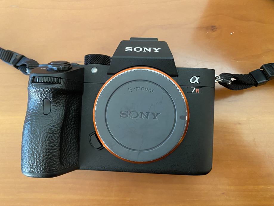 Sony A R Iii Body