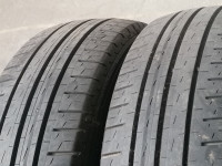 Pnevmatike Pirelli 215/70/15 C ODLICNO OHRANJENE letnik 2020 !