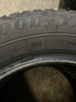 Zimska guma Goodyear 195/65/R15 25€/kos