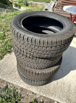 Pnevmatike Goodyear 215/60/17C 215 60 17C za kombi zimske gume