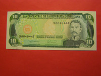 DOMINIKANSKA REPUBLIKA 1990 - 10 PESO ORO - PRODAM