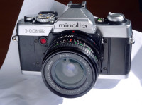 SLR Minolta XG2 XG-2 (XG-E XG7) odlično stanje, obleka odstranjena