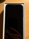 Apple iPhone 11 256GB črn