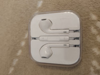 slušalke Apple earpods s kablom