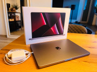 Apple Mac Book Pro 2023 16 M2 MAX 32GB 1TB TOP