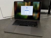 MacBook Air 15 M3 16GB/512GB, SLO, nov samo sproban, garancija!