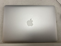 MacBook Air 2017 / i7 / 8 / 250