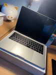 MacBook Pro 13 (2017 model), 128Gb ssd, 8Gb RAM kot nov