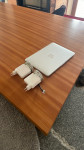 MacBook Pro 13 inch late 2015 z novo baterijo, nova baterija 1 cikel