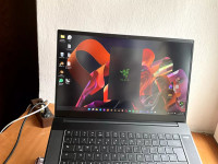 Razer Blade 15 2021 (i7 10800 RTX 3070) 64GB Ram 3TB SSD