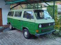 VW Caravelle 255