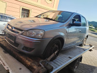 Opel corsa c 2004 1.4 16v po delih