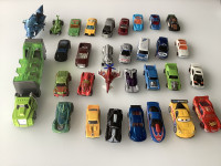 Hot wheels 30 kos