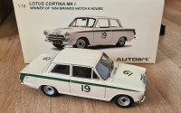 Autoart Lotus Cortina 1964 Brands Hatch winner 1/18