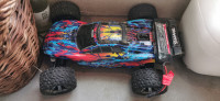 Traxxas rustler 4x4 vxl