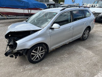 Golf 5 karavan po delih