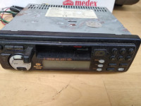 Avtoradio kasetofon, kasetnik, avto radio, na kasete
