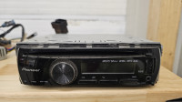 Avtoradio Pioneer DEH-3200UB