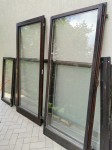 Lesena termopan balkonska vrata in tri okna