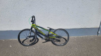 BMX DIRKALNO KOLO CHASR EXPERT