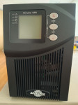 UPS Samurai VFI 1000 TC LCD + Darilo