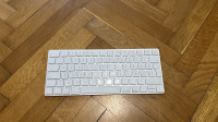 Magic Keyboard SLO