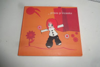 CD Prava princeska. 15 zgodbic o Mili