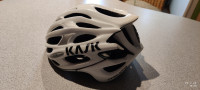 Kvalitetna italijanska kolesarska čelada KASK Mojito
