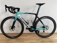 BIANCHI OLTRE XR4 / UDI2 12spd / Bora WTO / 55