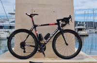 Colnago V2R UAE Emirates Campagnolo SR 12b Eps