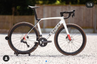 Trek Madone SL7 Gen 8 ML 56