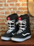 Vans invado OG Snowboard Boots