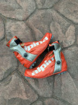 Tekaški čevlji Alpina 38