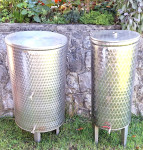 2 cisterni inox, 300 L in 170 L UGODNO