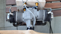 4 taktni modelarski boxer motor Valach 120 ccm