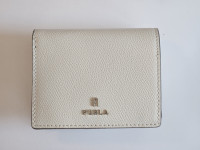 Furla camelia