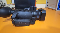 Sony FDR AX700