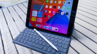 Apple Smart keyboard cover tipkovnica za iPad (9/8/7)