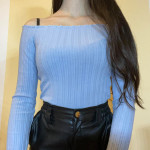 Modra off the shoulder oprijeta dolga majica Xs