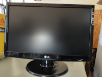 Lcd monitor LG diagonala 55cm