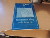 KULTURA NARODNOSTNO MEŠANEGA OZEMLJA SLOVENSKE ISTRE T. KNIFIC IN