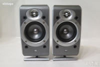 Prodam JBL SCS200SAT Small Stereo Surround / Bookshelf Speakers 2 Way